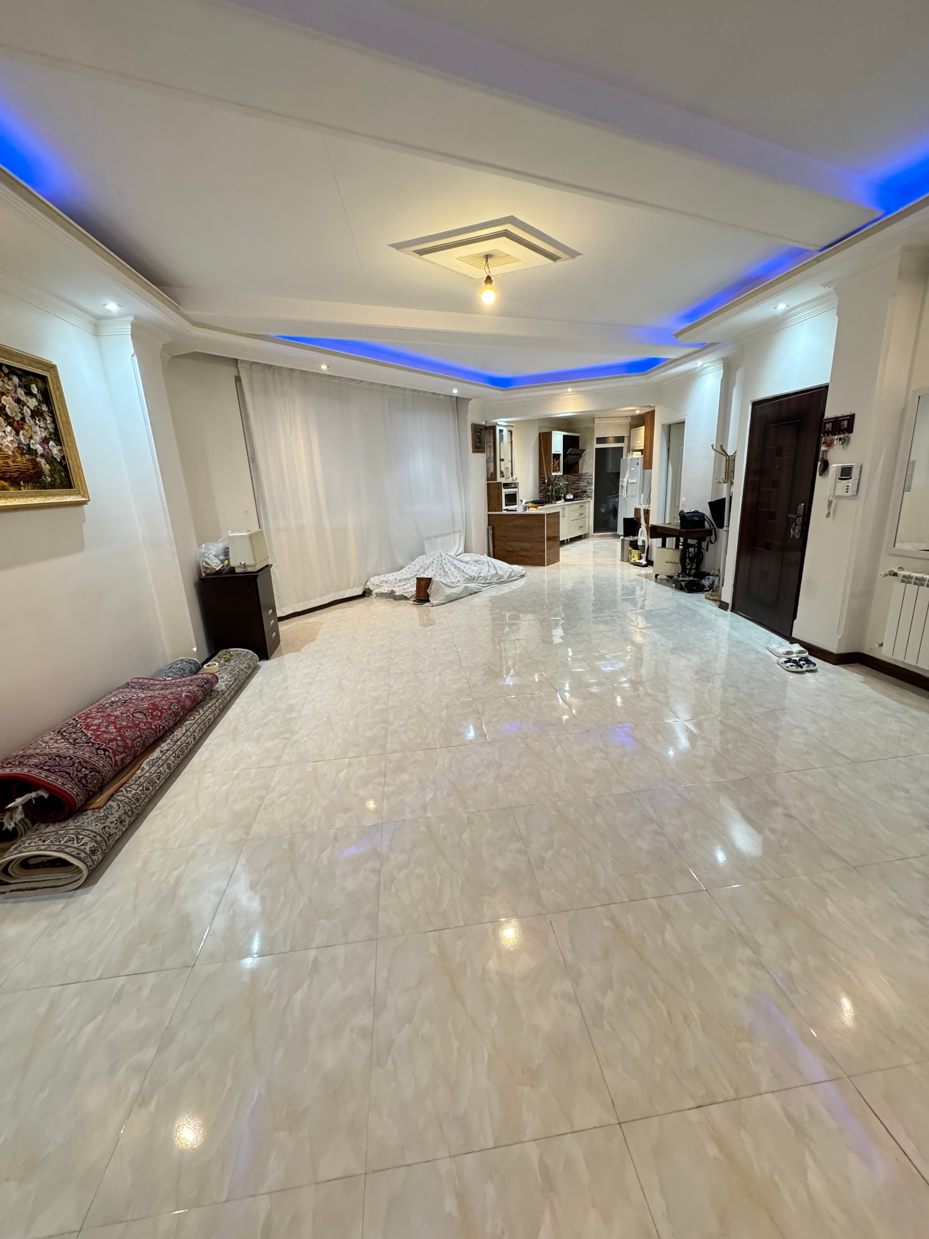 رهن واجاره اپارتمان 100 متری 2 خوابه فول امکانات