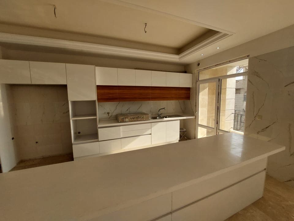 آپارتمان 220 متری گل سنگ مشاعات آبی