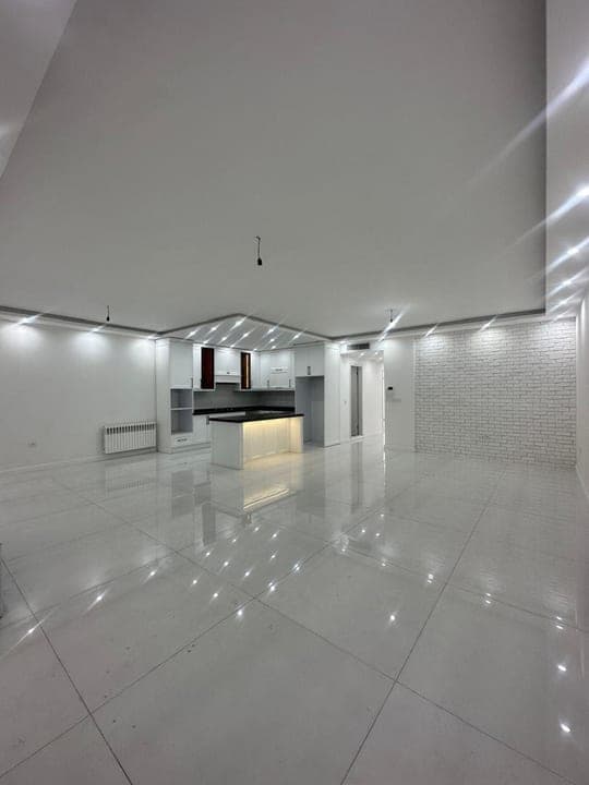 فروش آپارتمان 126 متر آجودانیه