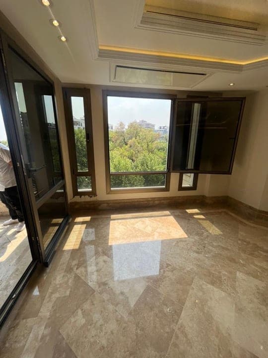 فروش آپارتمان 250 متر نیاوران