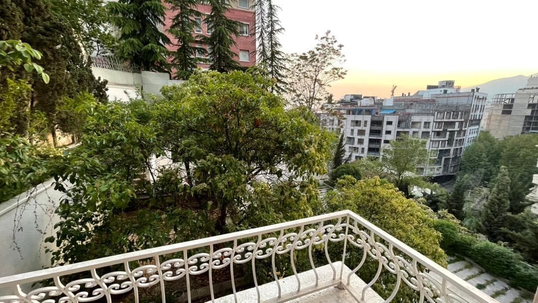 فروش آپارتمان 67 متر دارآباد