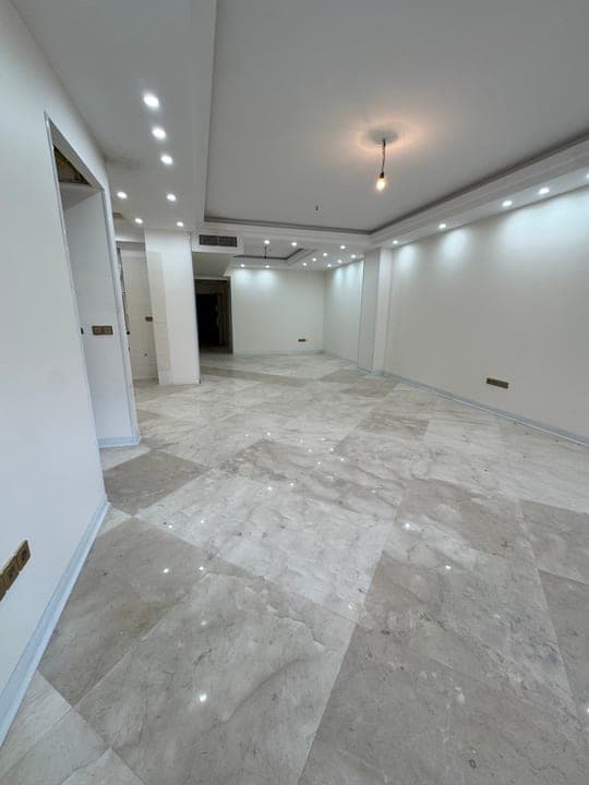 رهن اپارتمان 145 متری 2 خوابه کلید نخورده